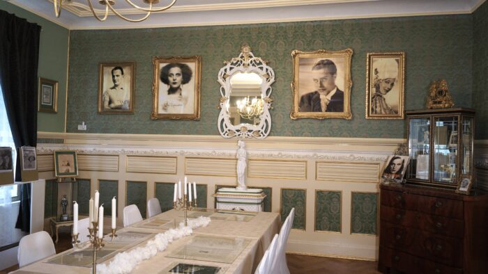 Herrenhaus mit Park und See – Bild 20