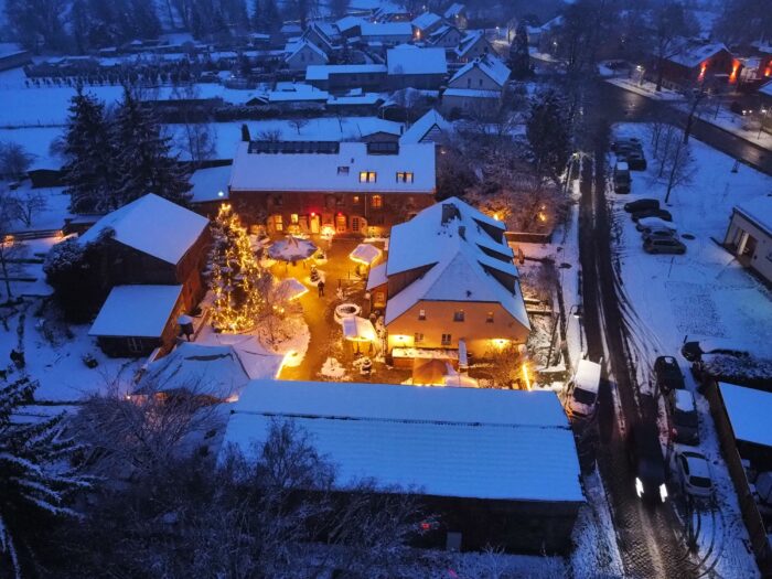 LUR2021_2222 | Event-Location, Garten / Park, Hotel / Pension, Kultureinrichtung – Bild 21