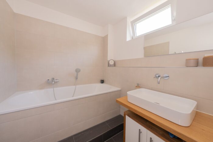 LUR2021_3160 | Haus (EFH, DHH, Reihenhaus), Wohnung (Neubau) – Bild 11