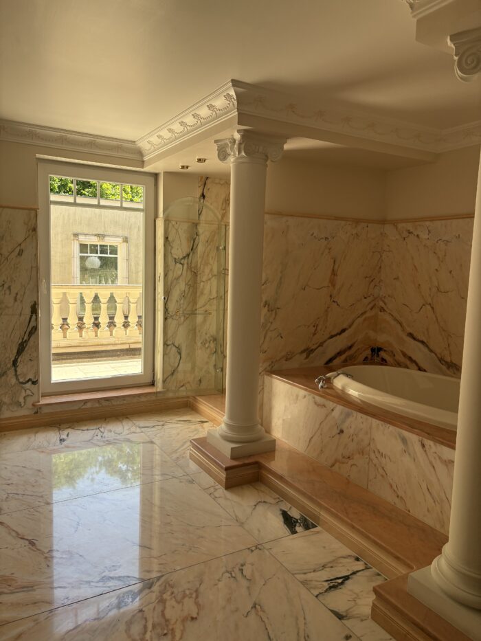 LUR2021_3168 | Villa – Bild 8