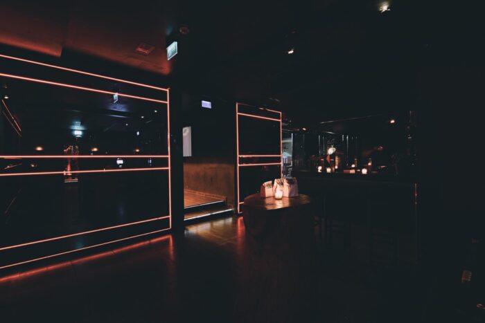 LUR2021_3196 | Bar / Klub / Disco – Bild 9
