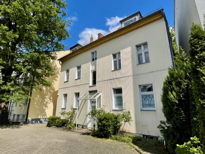 LUR2021_3184 | Haus (EFH, DHH, Reihenhaus), Wohnung (Altbau), Mehrfamilienhaus – Bild 2