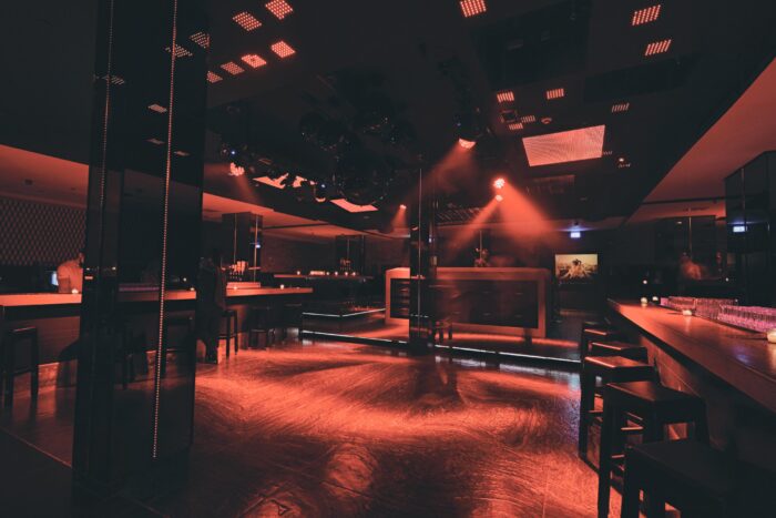 LUR2021_3196 | Bar / Klub / Disco – Bild 7