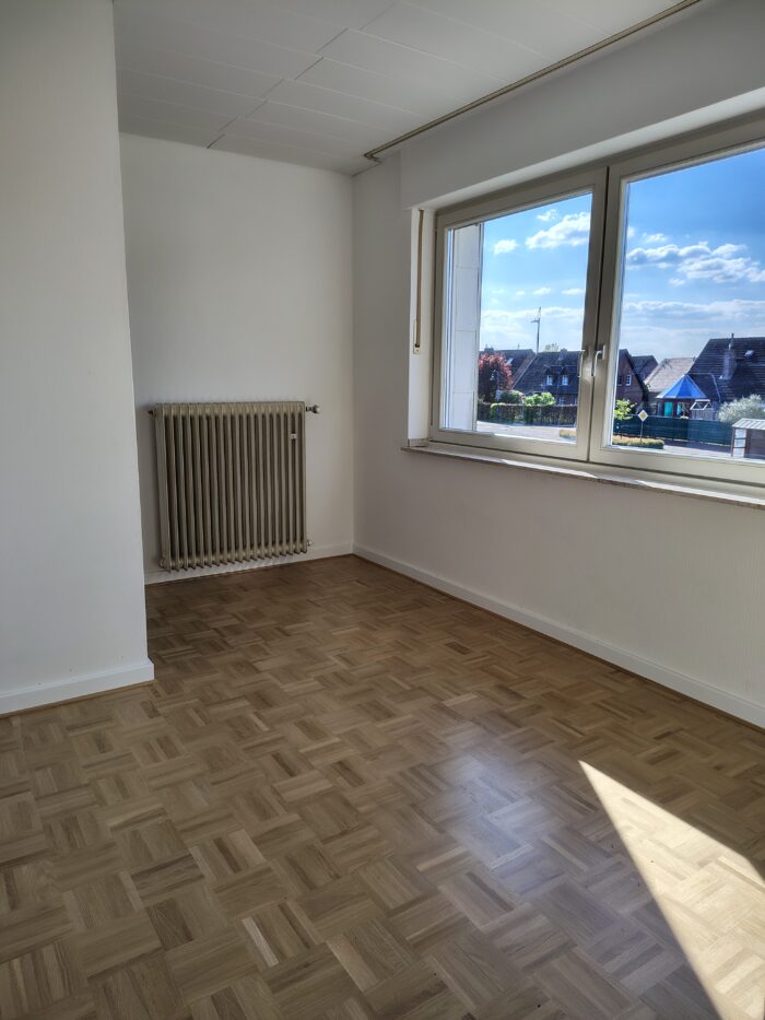 LUR2021_3234 | Arztpraxis, Haus (EFH, DHH, Reihenhaus) – Bild 5