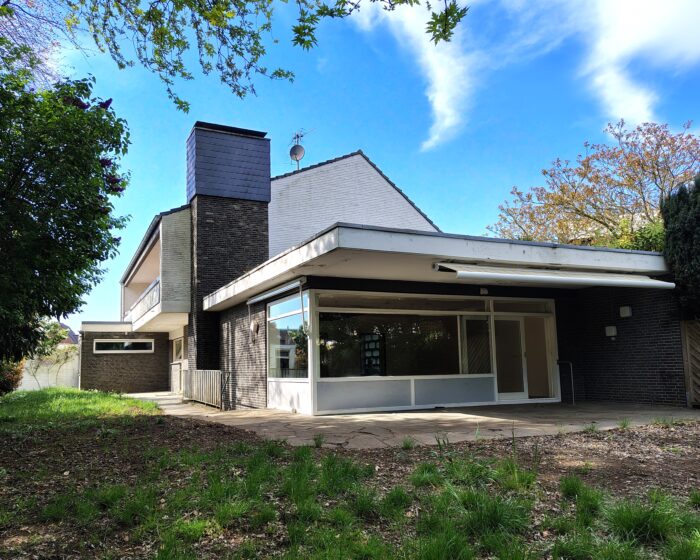 LUR2021_3234 | Arztpraxis, Haus (EFH, DHH, Reihenhaus) – Bild 7