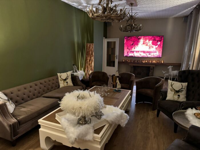 LUR2021_3278 | Cafe / Restaurant / Imbiss, Event-Location, Garten / Park, Hotel / Pension – Bild 4