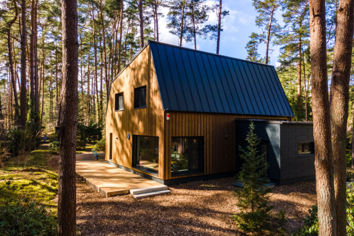 LUR2021_3294 | Bungalow / Hütte / Wochenendhaus, Garten / Park, Haus (EFH, DHH, Reihenhaus), Sonstiges, Villa