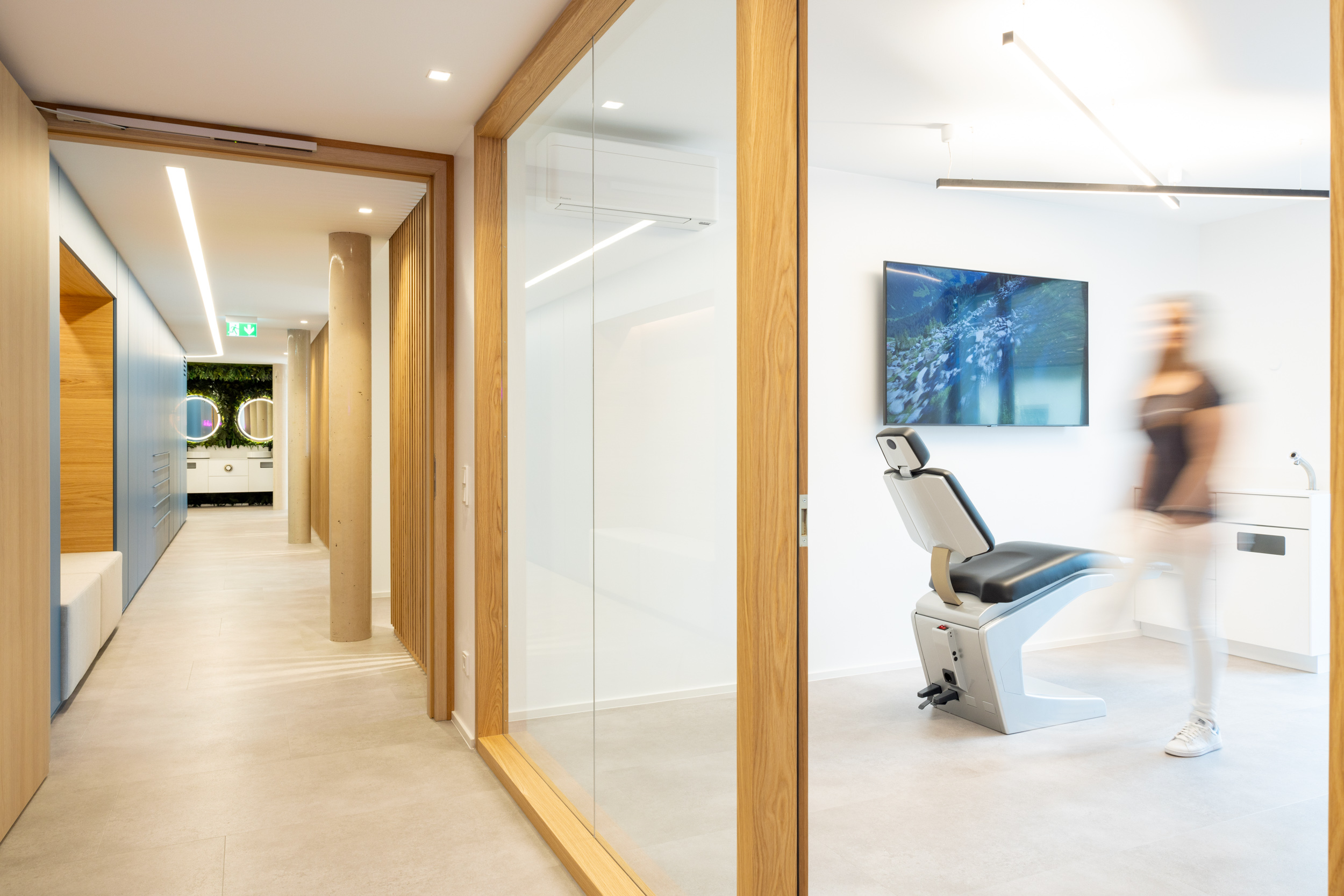 LUR2021_3327 | Arztpraxis, Büro, Bürogebäude – Bild 3