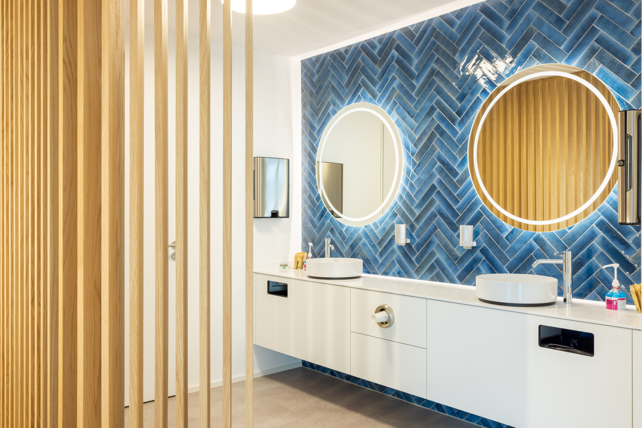 LUR2021_3327 | Arztpraxis, Büro, Bürogebäude – Bild 11