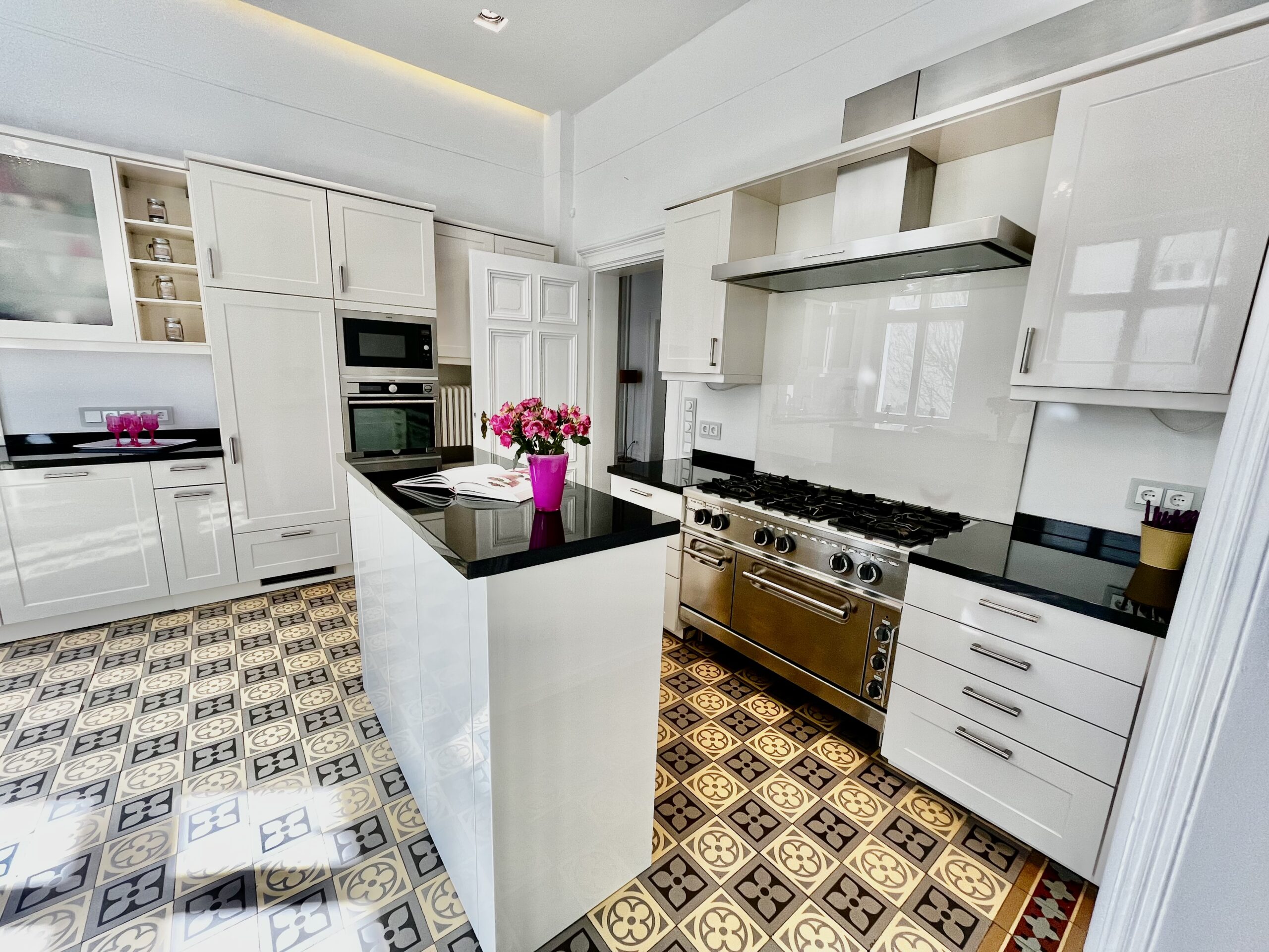 LUR2021_3332 | Villa – Bild 3