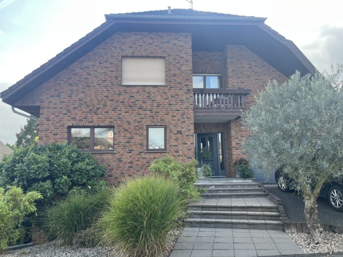 LUR2021_3321 | Haus (EFH, DHH, Reihenhaus) – Bild 2