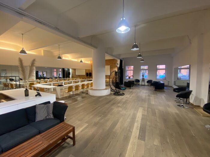 LUR2021_3318 | Event-Location, Studio / Atelier