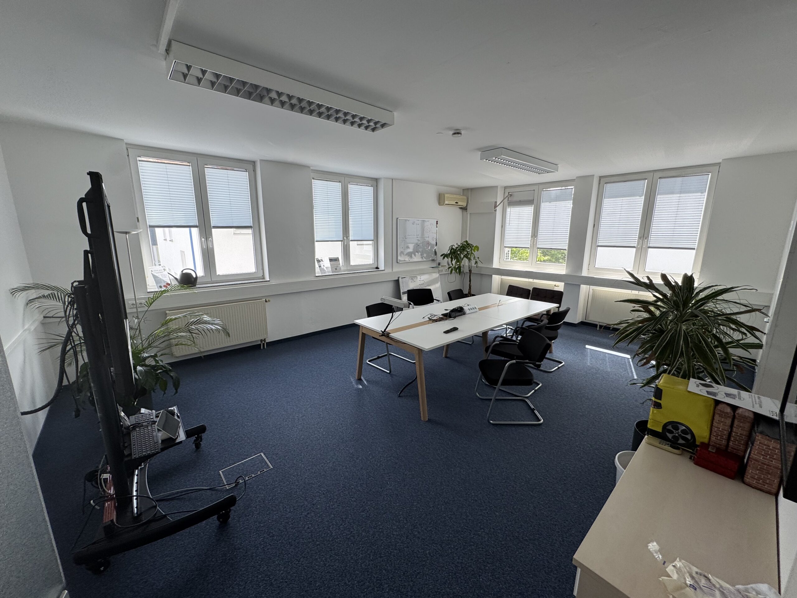 LUR2021_3319 | Büro – Bild 2