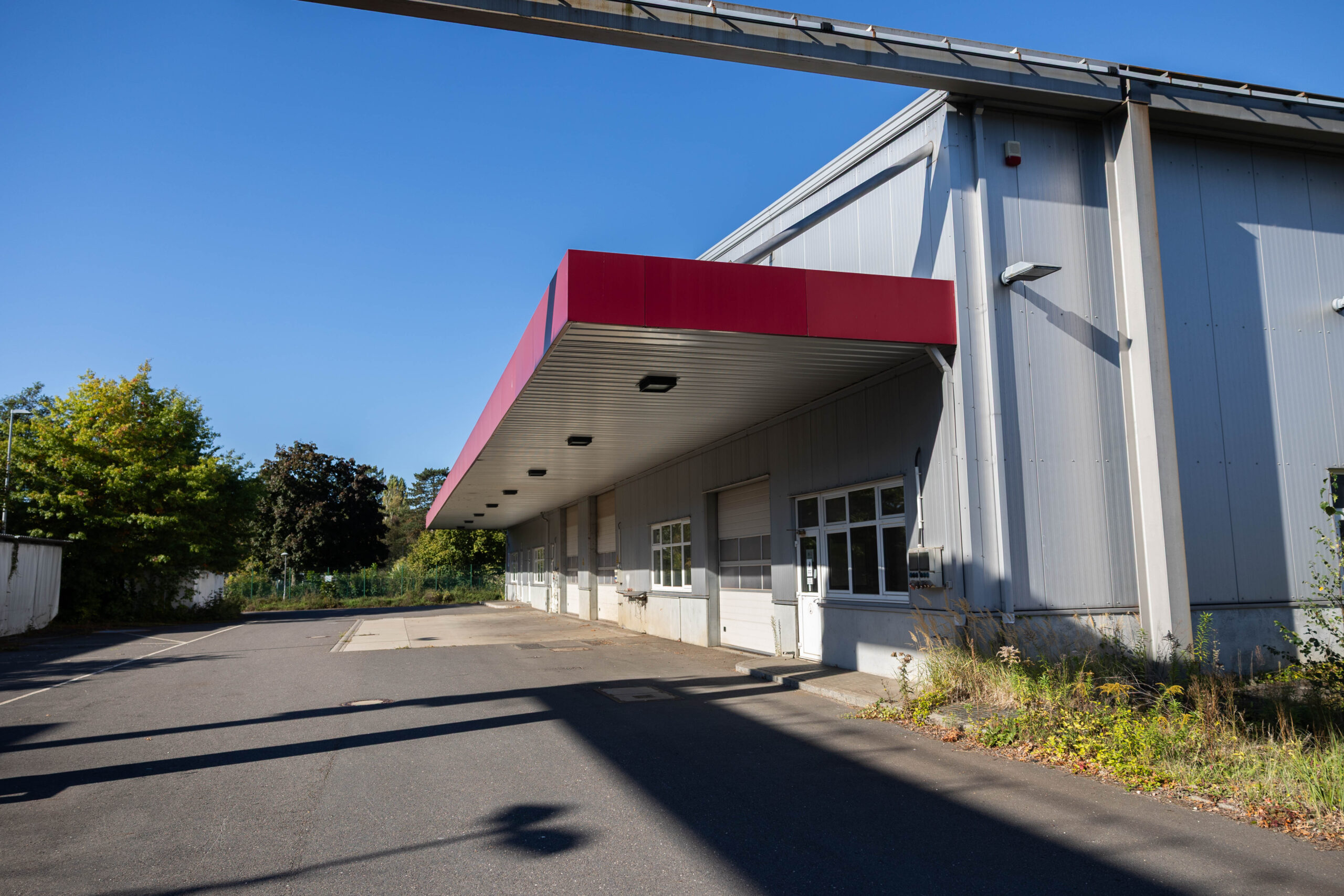 LUR2021_3331 | Halle, Industriekomplex, Lagerhalle – Bild 9