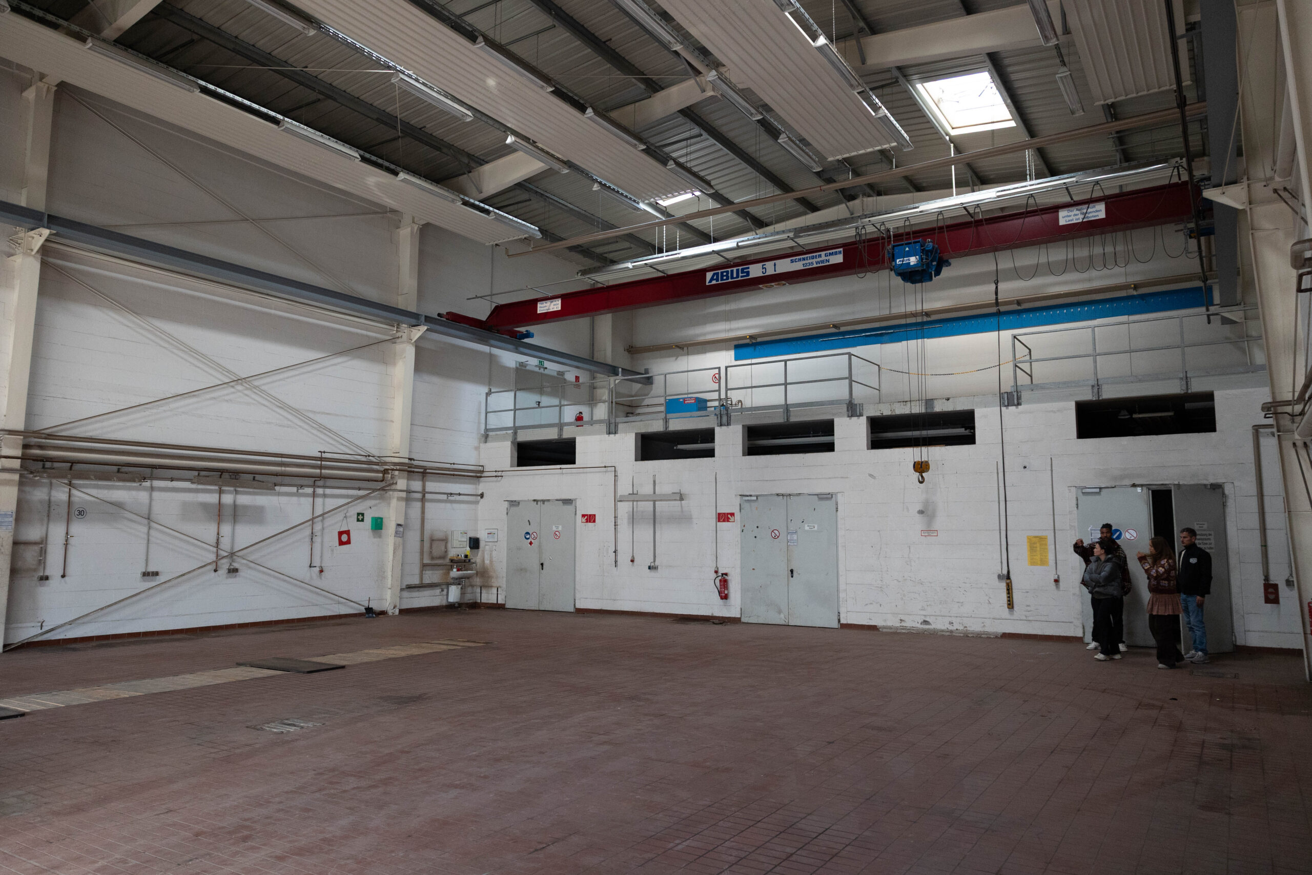 LUR2021_3331 | Halle, Industriekomplex, Lagerhalle – Bild 4