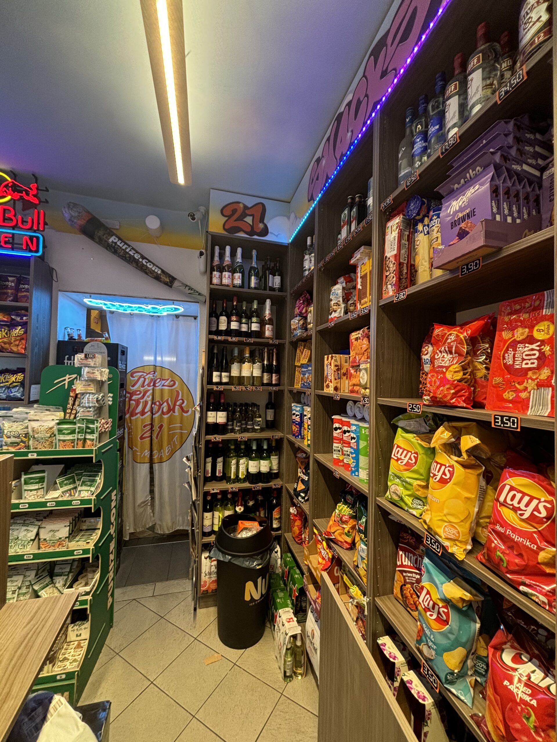 LUR2021_3348 | Einzelhandel (Laden, Supermarkt, Späti, Kiosk) – Bild 5