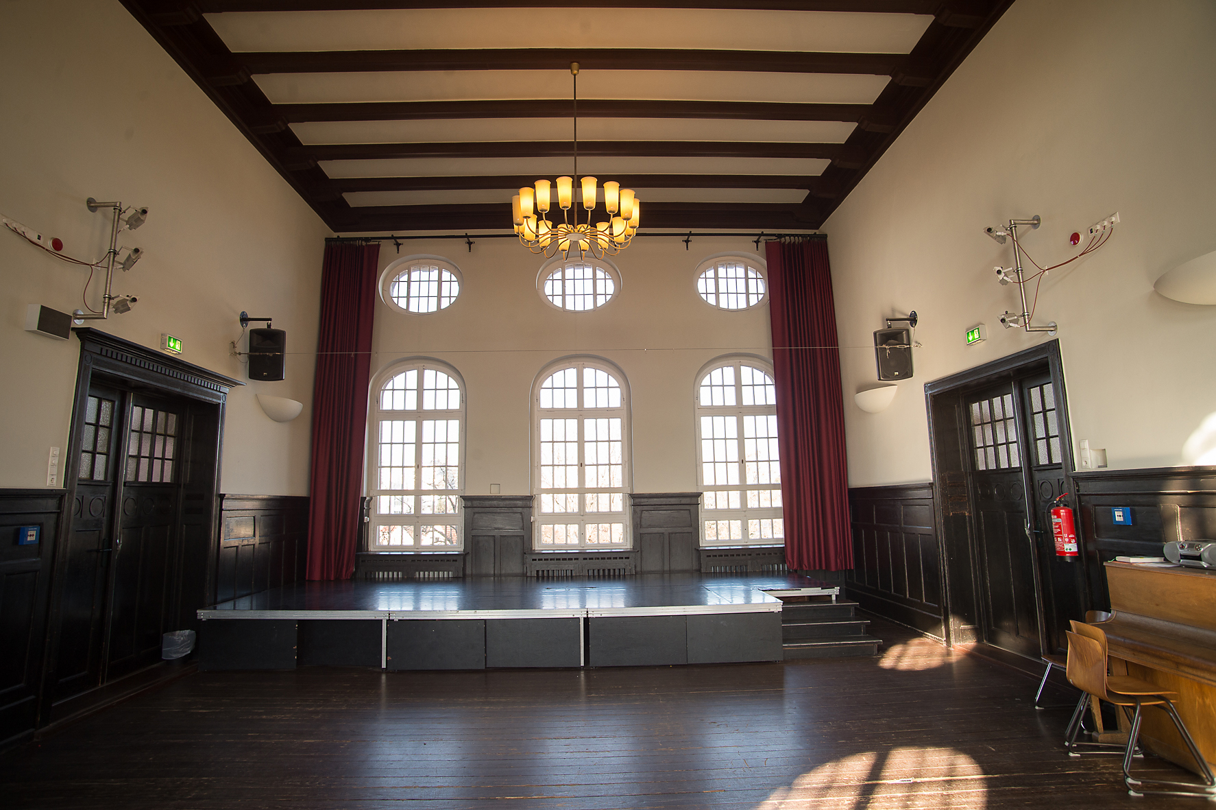 LUR2021_3361 | Kultureinrichtung, Öffentliche Einrichtung, Schule – Bild 4