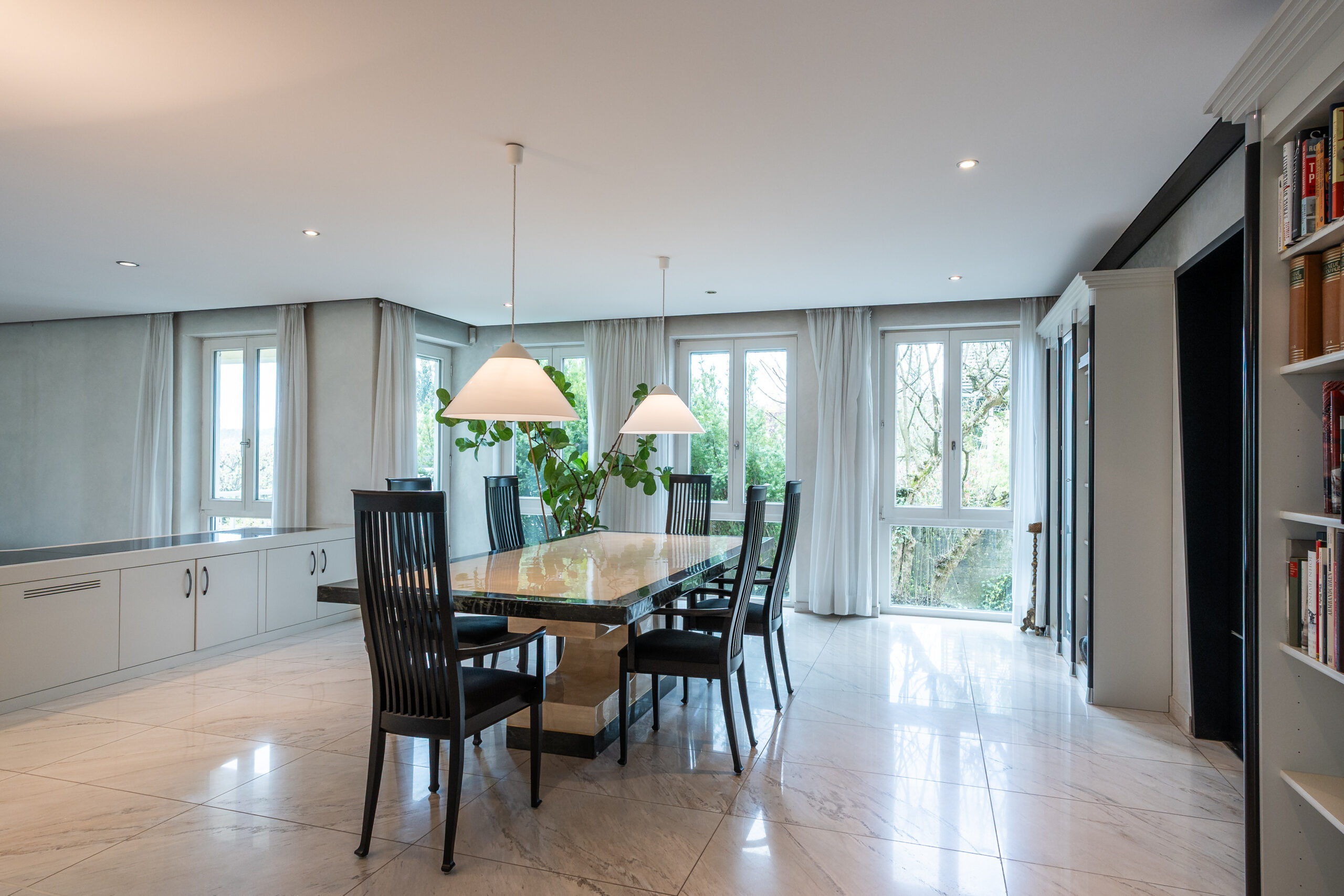 LUR2021_3432 | Villa – Bild 4