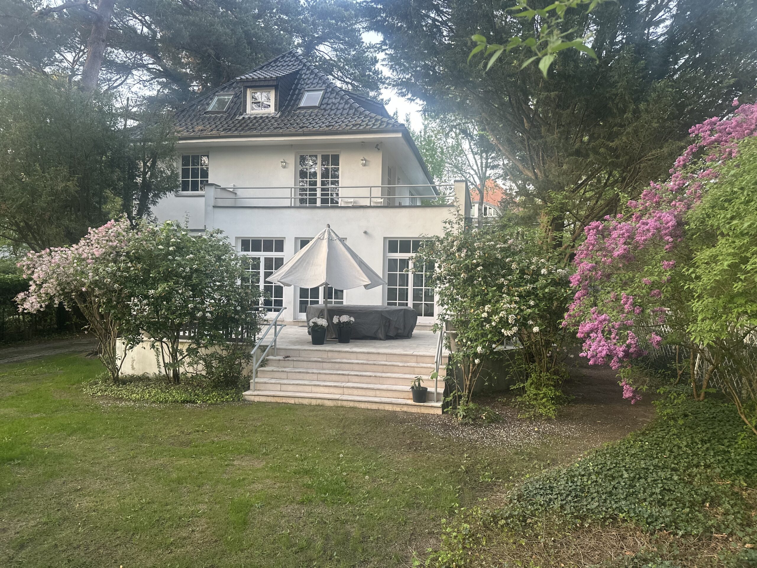 LUR2021_3430 | Garten / Park, Haus (EFH, DHH, Reihenhaus), Villa