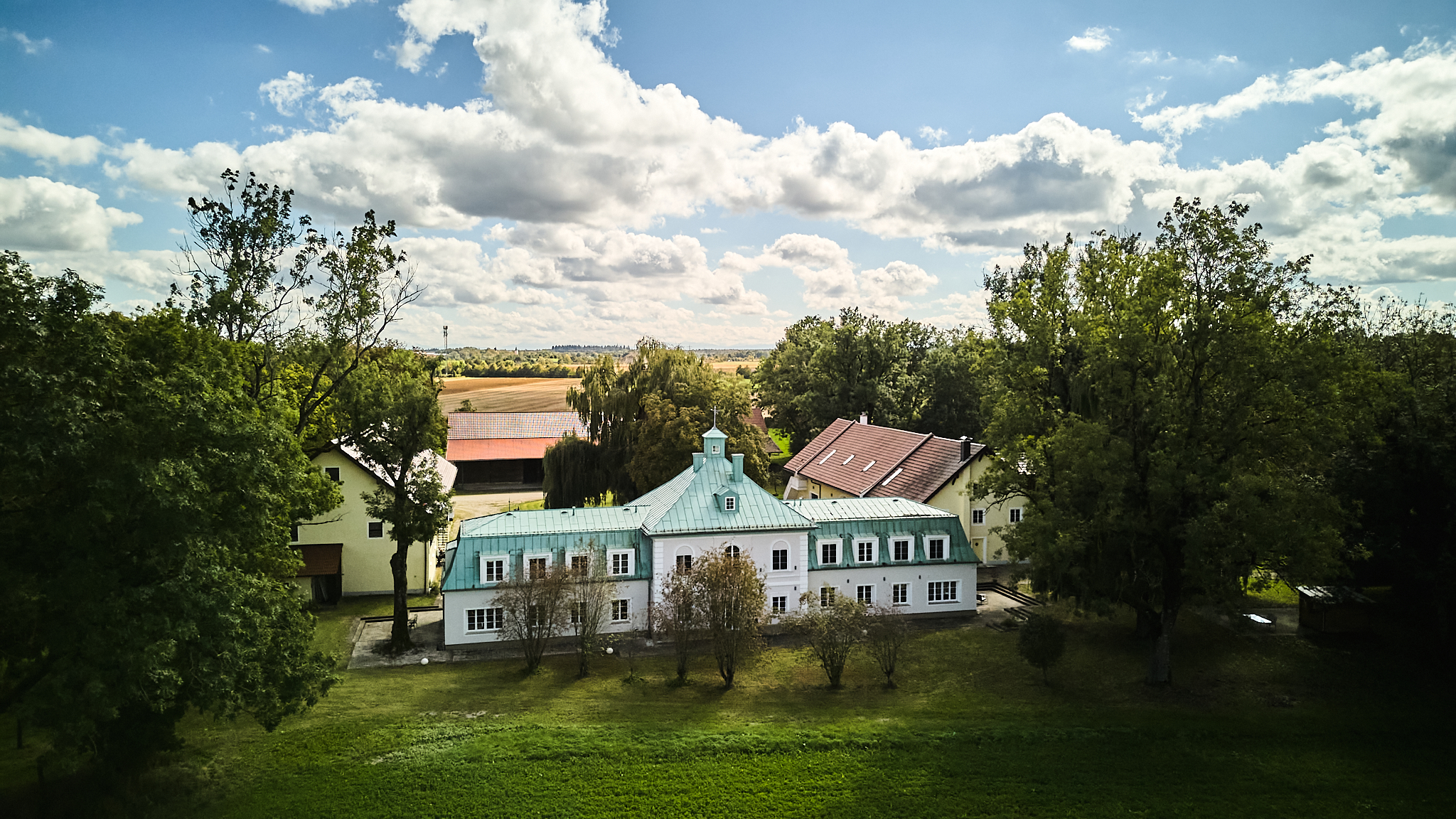 LUR2021_3469 | Garten / Park, Halle, Schloss / Burg, Villa, Wohnung (Altbau) – Bild 8