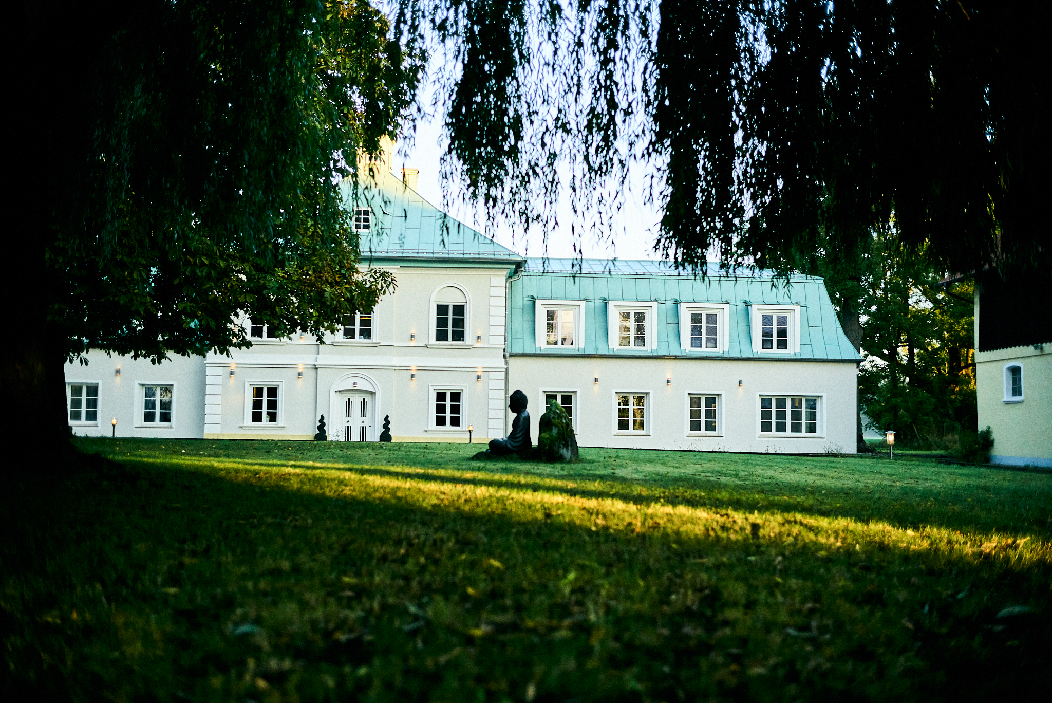 LUR2021_3469 | Garten / Park, Halle, Schloss / Burg, Villa, Wohnung (Altbau) – Bild 9