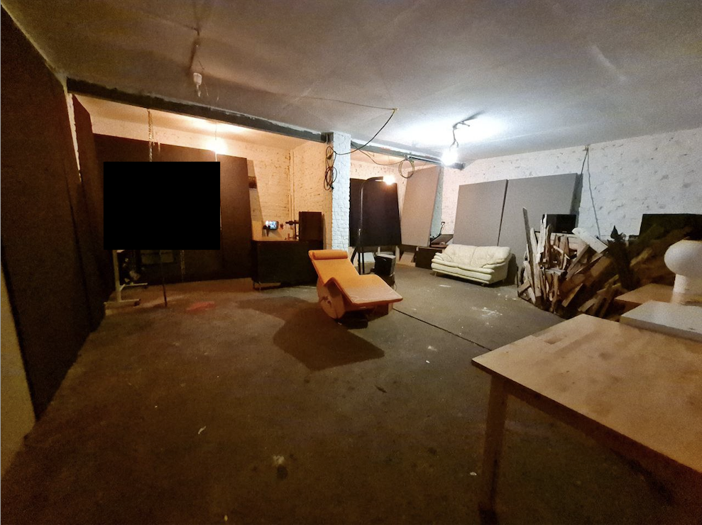 LUR2021_3471 | Bar / Klub / Disco, Cafe / Restaurant / Imbiss, Event-Location, Halle, Lagerhalle, Ruine / Lost place, Studio / Atelier – Bild 18