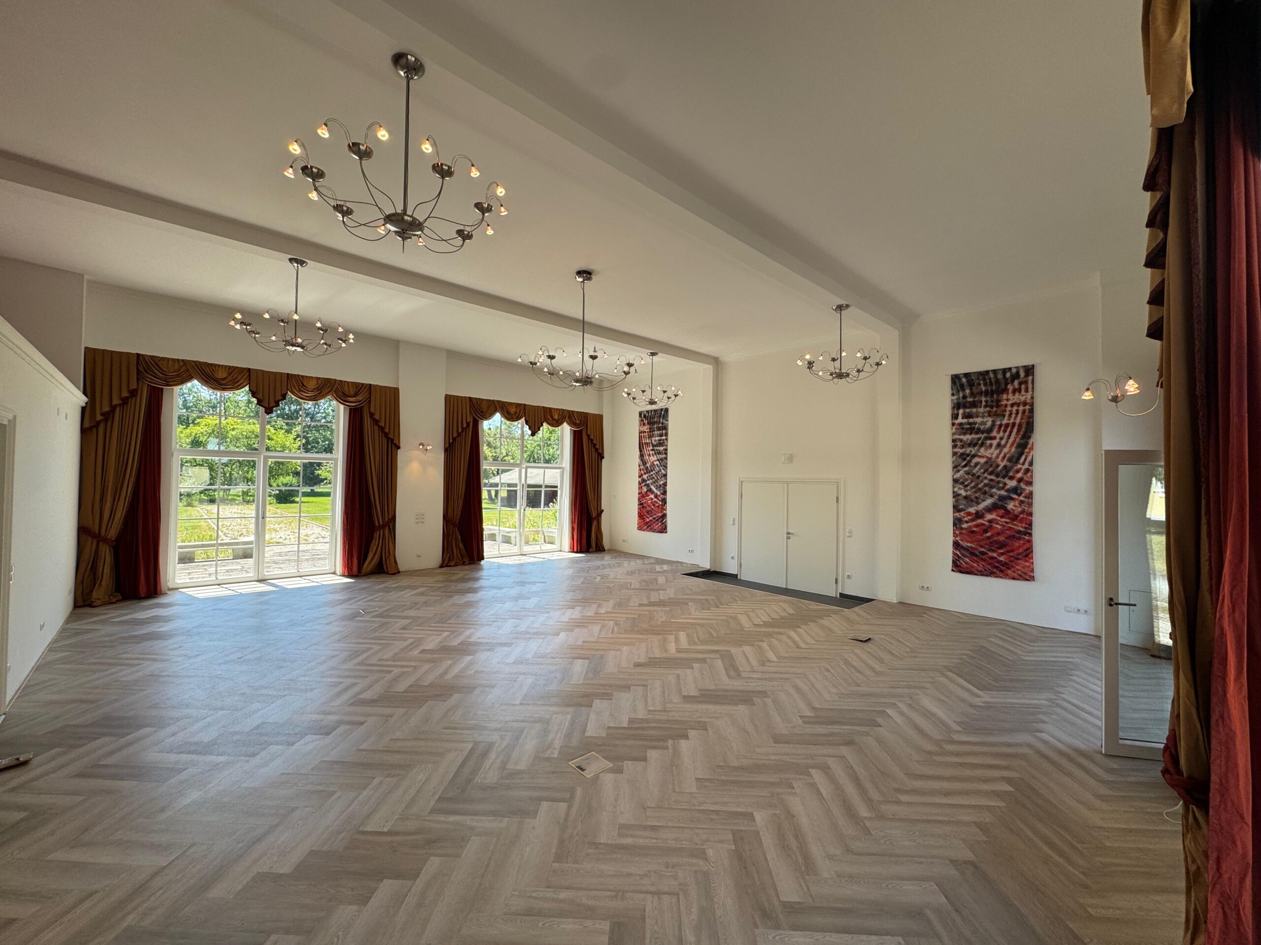 LUR2021_3469 | Garten / Park, Halle, Schloss / Burg, Villa, Wohnung (Altbau) – Bild 10