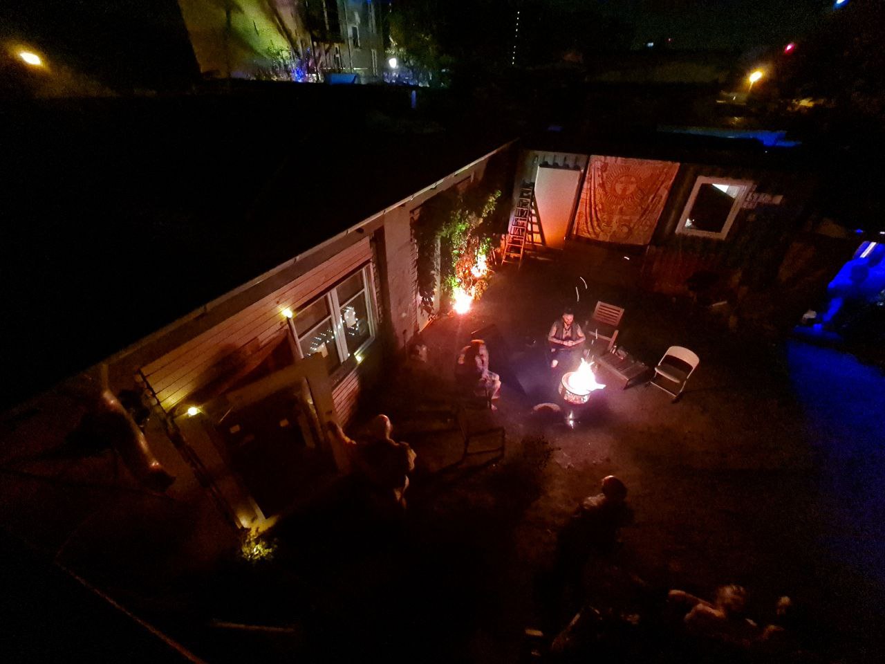 LUR2021_3471 | Bar / Klub / Disco, Cafe / Restaurant / Imbiss, Event-Location, Halle, Lagerhalle, Ruine / Lost place, Studio / Atelier – Bild 13