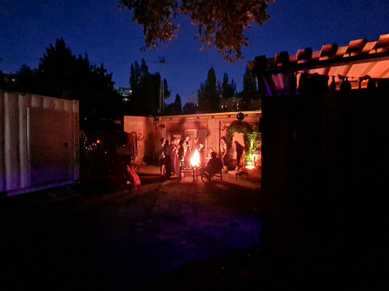 LUR2021_3471 | Bar / Klub / Disco, Cafe / Restaurant / Imbiss, Event-Location, Halle, Lagerhalle, Ruine / Lost place, Studio / Atelier – Bild 14