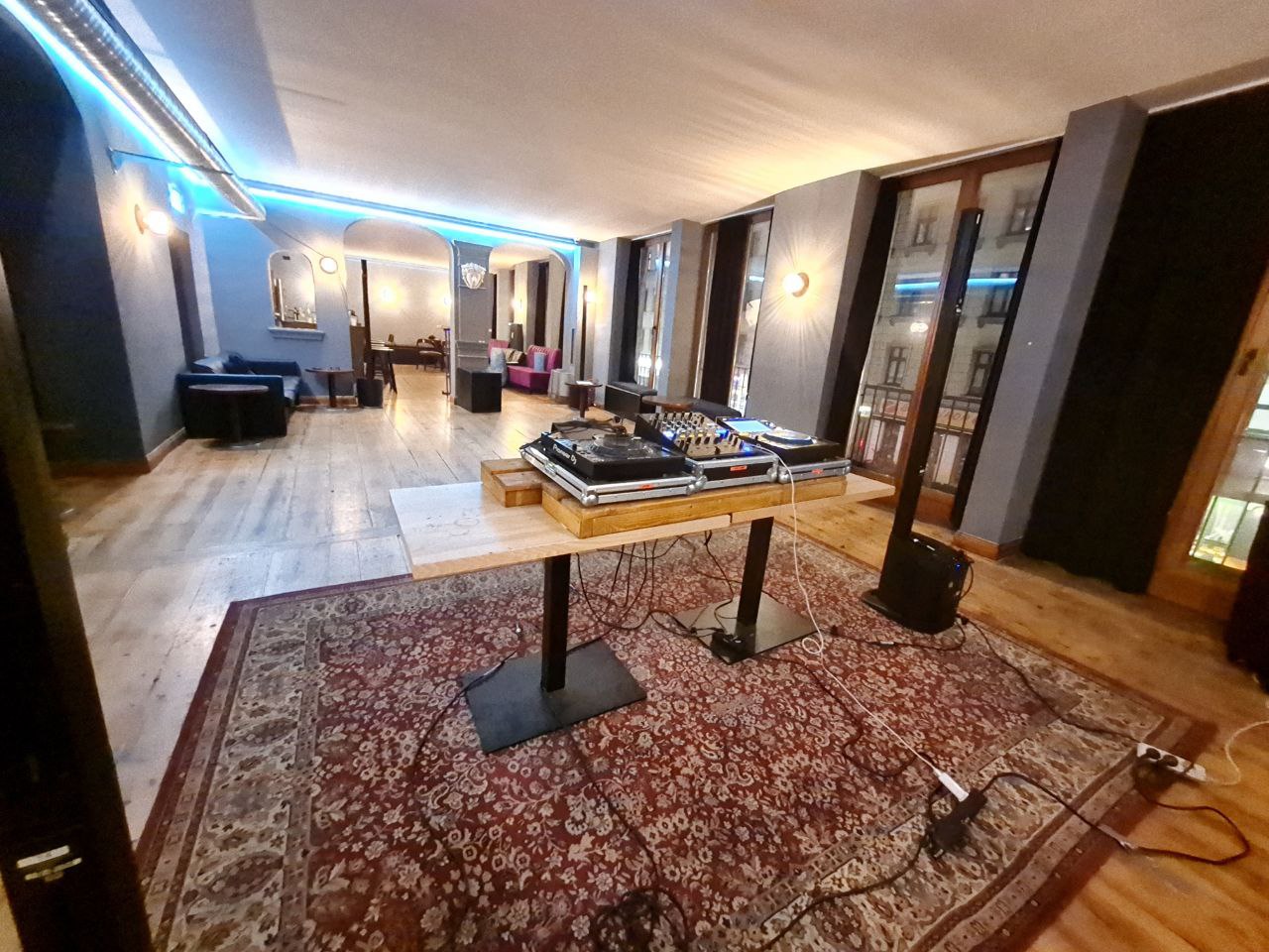 LUR2021_3472 | Bar / Klub / Disco, Cafe / Restaurant / Imbiss, Event-Location, Loft, Penthouse, Wohnung (Neubau) – Bild 2